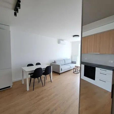 Brand-new 1bd In Prime Location Of Appartamento *