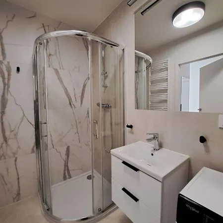 Brand-new 1bd In Prime Location Of Appartamento Breslavia
